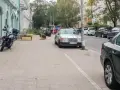 Czy można pchać motor po chodniku? Sprawdź przepisy i zasady