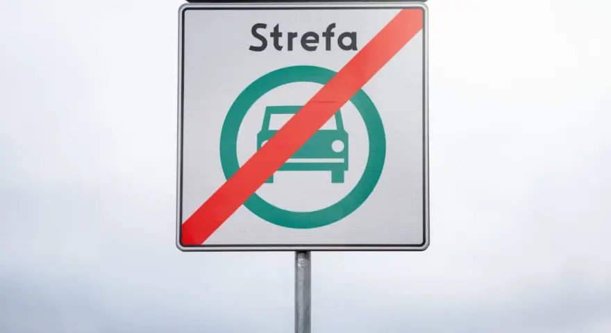 Koniec strefy czystego transportu, zgodnej z normami Euro.